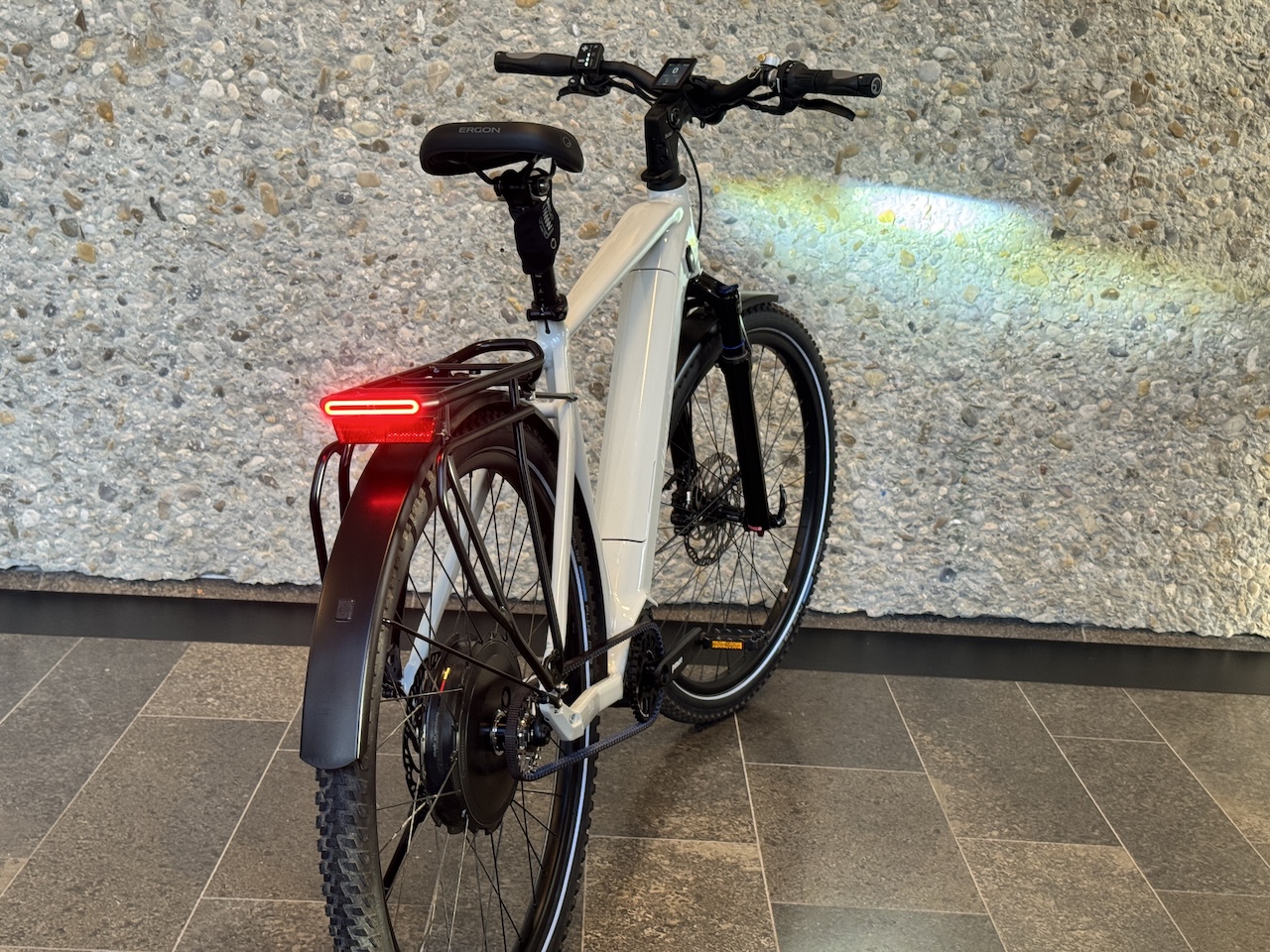 Zugvogel S10E SUV – M / Diamant – Lichtgrau – Bild 7