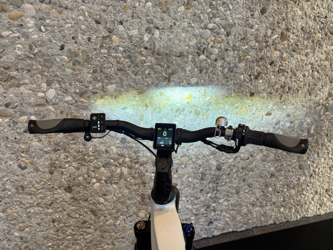 Zugvogel S10E SUV – M / Diamant – Lichtgrau – Bild 6