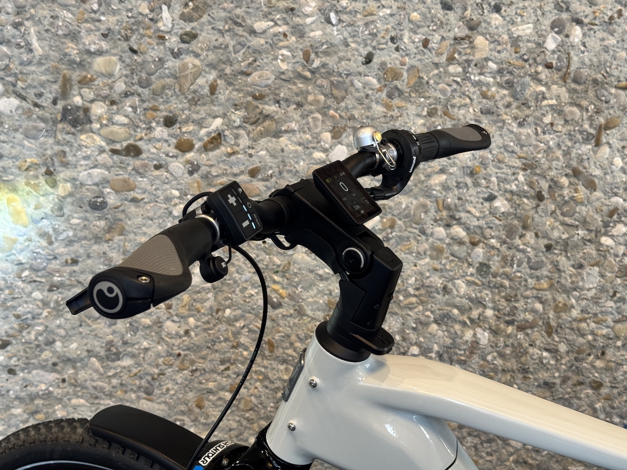 Zugvogel S10E SUV – M / Diamant – Lichtgrau – Bild 3