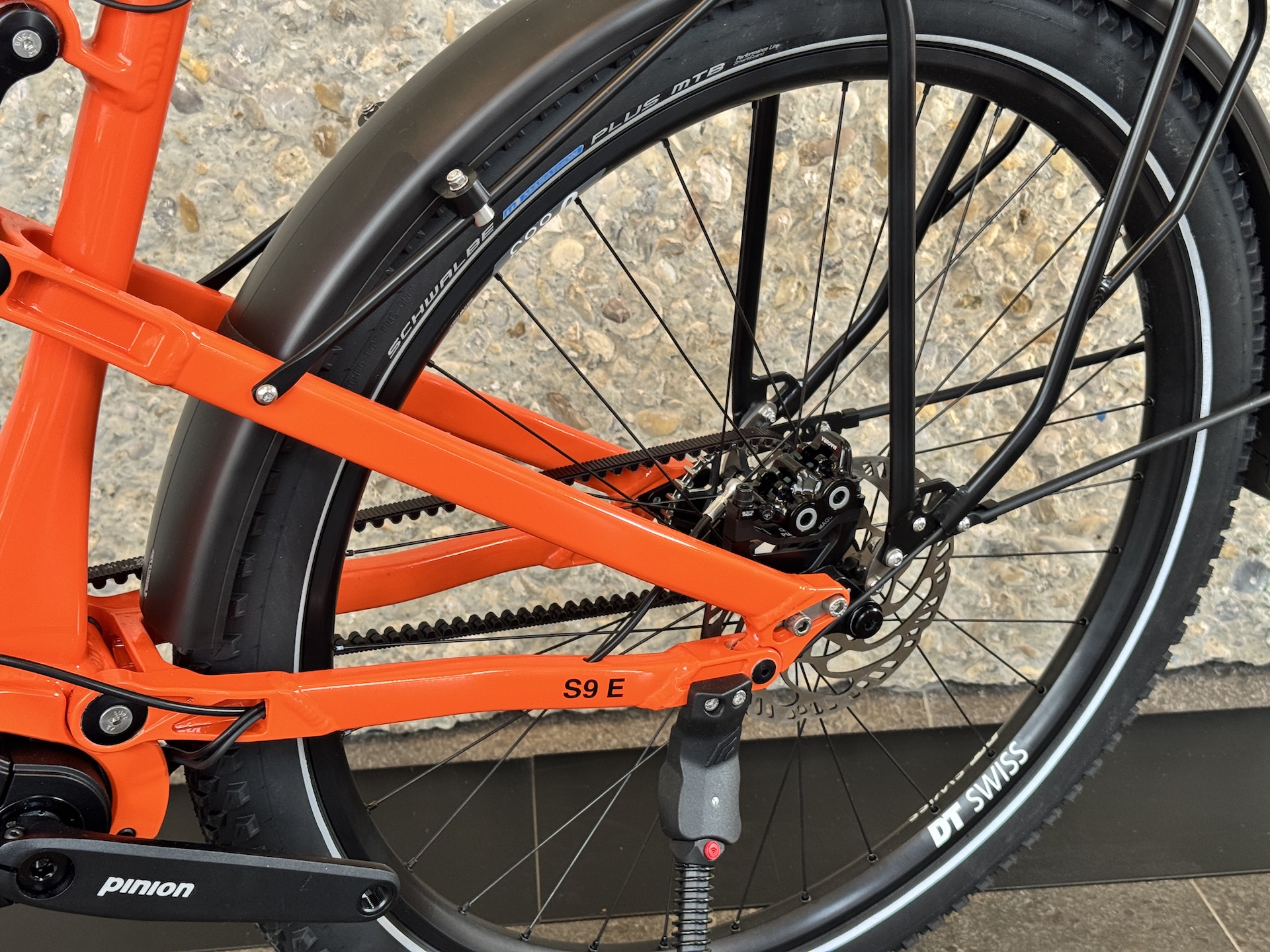 Bergblitz S9E MGU Fully SUV – M / Fully – Orange – Bild 5